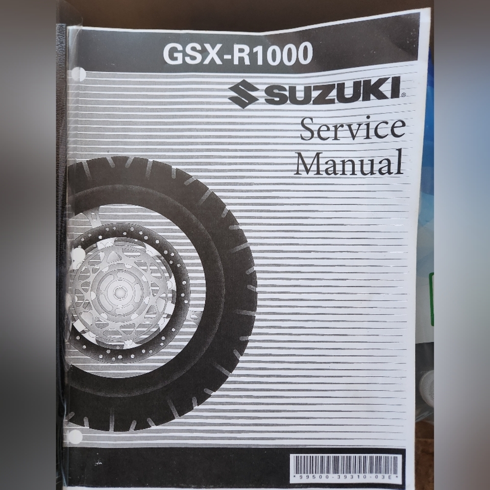 Suzuki GSX-R1000 Service Manual